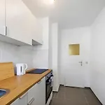 Am Geiseltalsee Apartment *