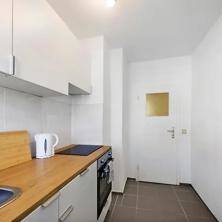 Am Geiseltalsee Apartment *